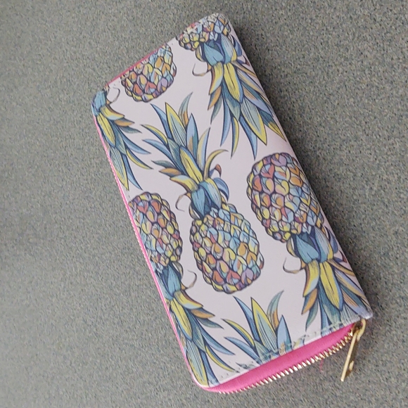 Ladies Wallet - Picture 4 of 7